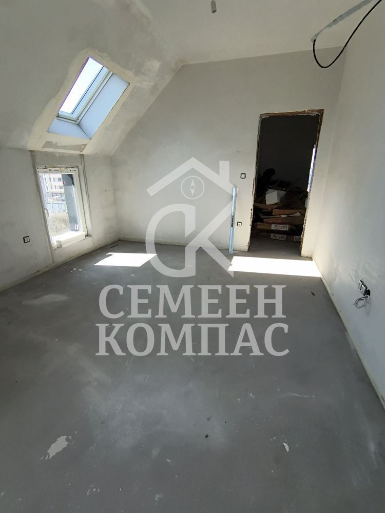 Продава 3-СТАЕН, гр. Пловдив, Остромила, снимка 5 - Апартаменти - 54759439