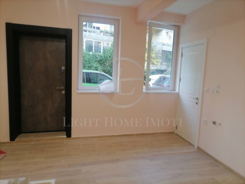 Eladó  Hivatal Plovdiv , Karsijaka , 33 négyzetméter | 48800238 - kép [3]