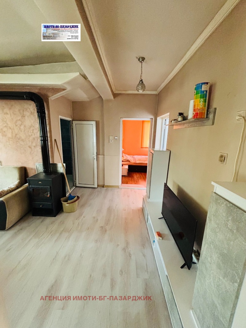 Продава КЪЩА, с. Варвара, област Пазарджик