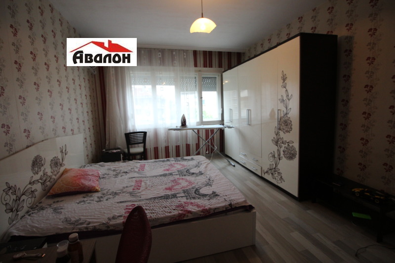 Продава 3-СТАЕН в град Русе, Център - 75 кв.м / 155 000 € » 303 153.65 лв., АВАЛОН