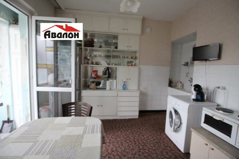 Продава 2-СТАЕН, гр. Русе, Център, снимка 6 - Апартаменти - 52477139