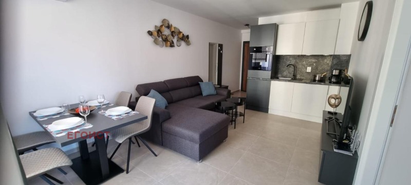 Продава 3-СТАЕН, гр. Свети Влас, област Бургас