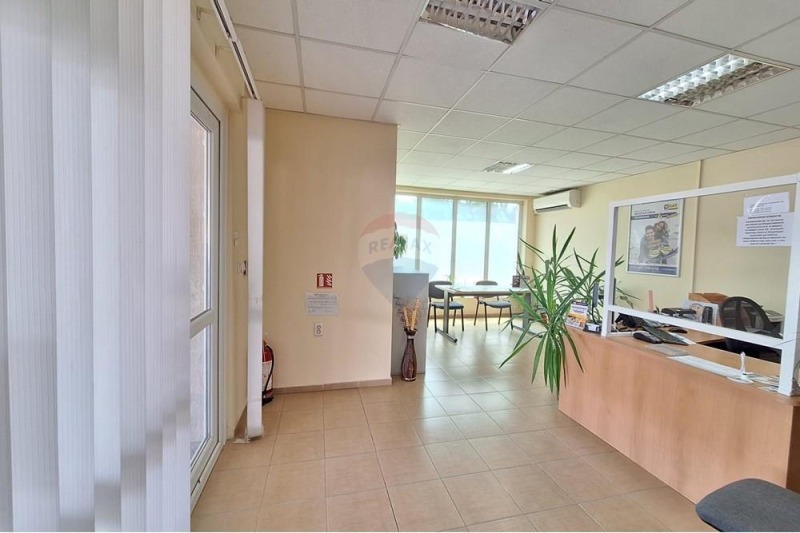Satılık  Ofis Varna , Vinica , 50 metrekare | 34403576 - görüntü [2]