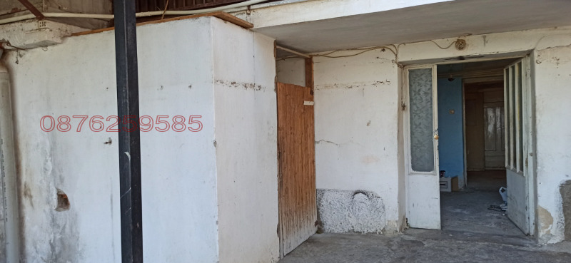 Продава ЕТАЖ ОТ КЪЩА, Извън страната, област Извън страната, снимка 5 - Етаж от къща - 52780309