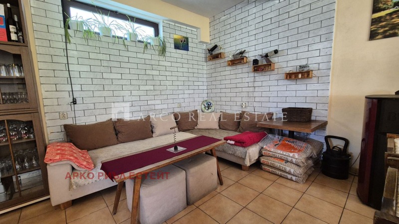 Te koop  Huis regio Sofia , Bajlovo , 423 m² | 25067337 - afbeelding [11]