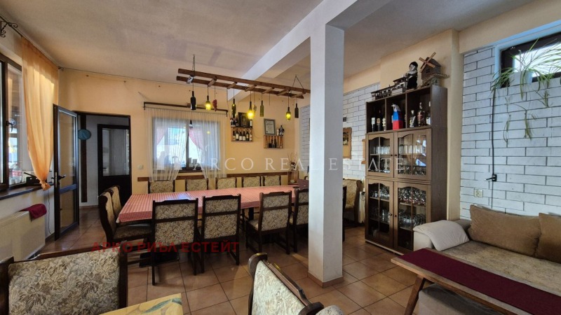 Te koop  Huis regio Sofia , Bajlovo , 423 m² | 25067337 - afbeelding [8]