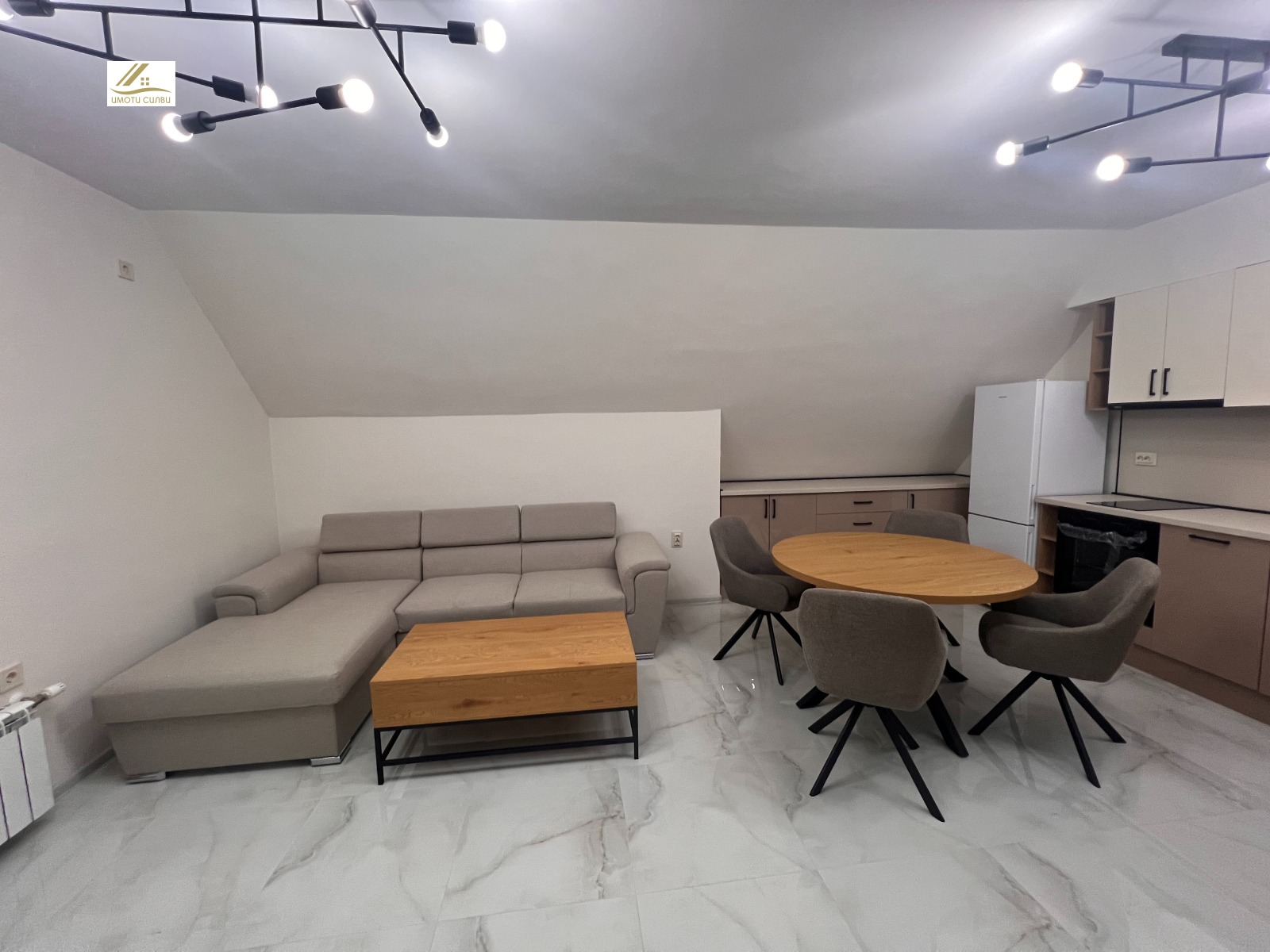 Продава 3-СТАЕН, гр. Плевен, Идеален център, снимка 5 - Апартаменти - 53943040