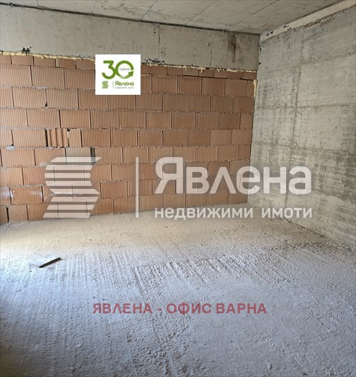 Продава 3-СТАЕН, гр. Варна, Колхозен пазар, снимка 3 - Aпартаменти - 47414139