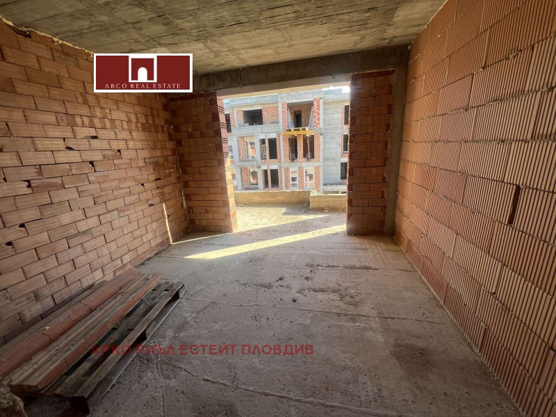 Продава 3-СТАЕН, гр. Пловдив, Остромила, снимка 3 - Апартаменти - 52659980