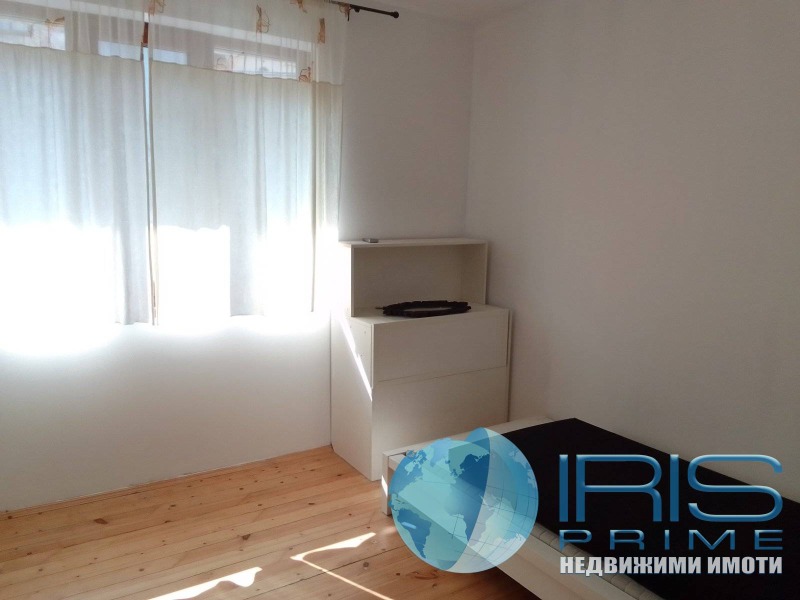 Продава  Етаж от къща град Шумен , Център , 180 кв.м | 68801127 - изображение [8]