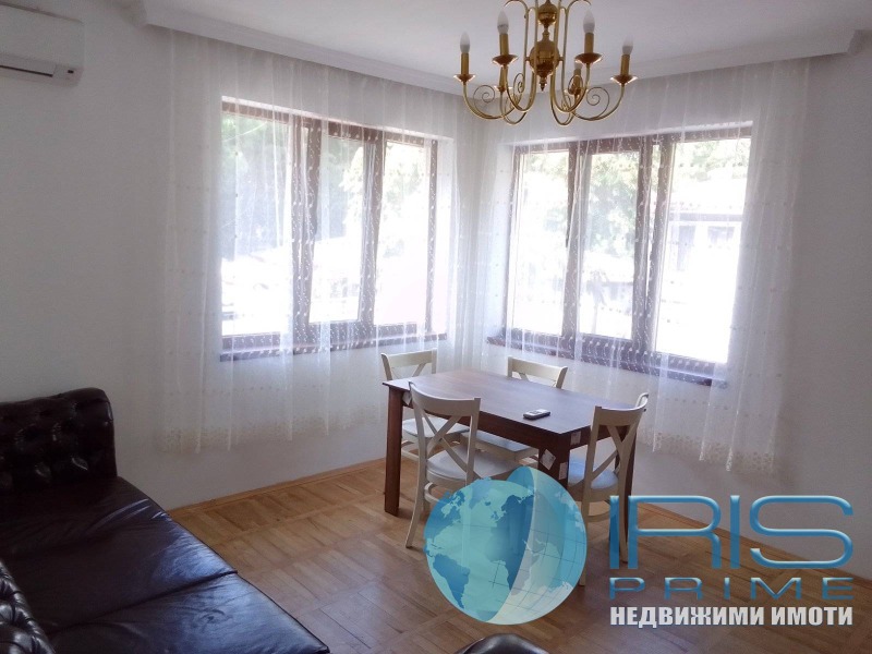 Продава  Етаж от къща град Шумен , Център , 180 кв.м | 68801127 - изображение [2]