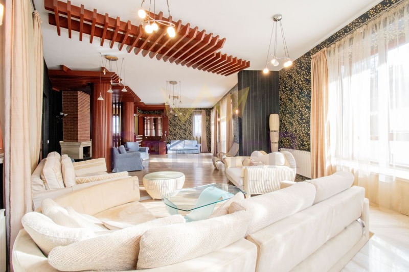 Eladó  Ház Sofia , Bojana , 714 négyzetméter | 58913964 - kép [2]
