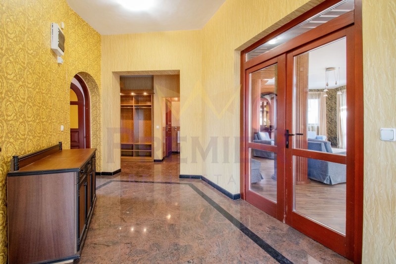 Eladó  Ház Sofia , Bojana , 714 négyzetméter | 58913964 - kép [17]