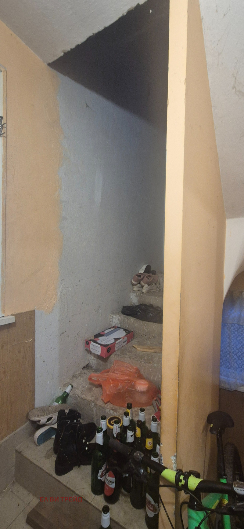 Продава КЪЩА, гр. София, с. Иваняне, снимка 6 - Къщи - 52653778