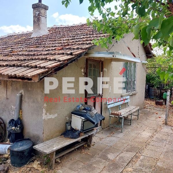 Продава КЪЩА, с. Гюльовца, област Бургас, снимка 2 - Къщи - 53733872