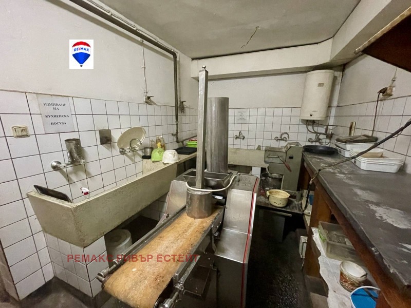 Продава ЗАВЕДЕНИЕ, гр. Русе, Широк център, снимка 6 - Заведения - 46157404