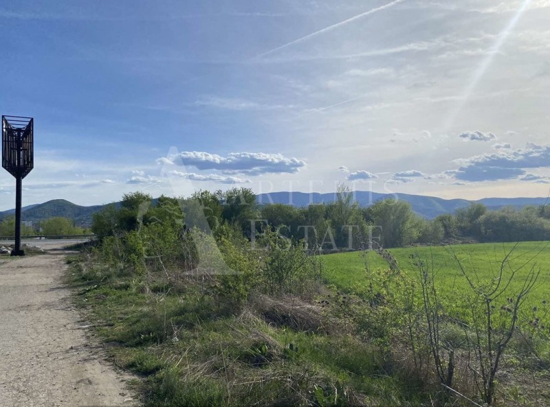 For Sale  Plot region Sofia , Botevgrad , 8517 sq.m | 77974121 - image [2]