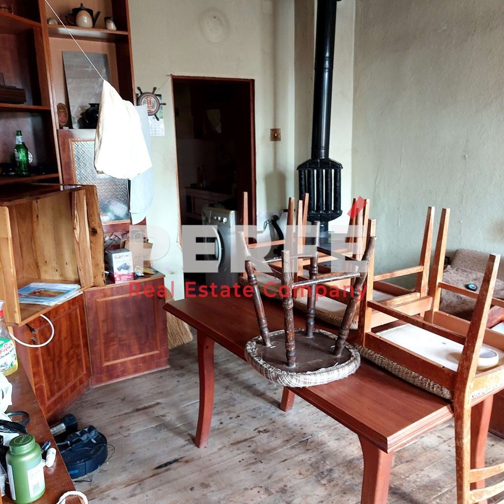 Продава КЪЩА, с. Гюльовца, област Бургас, снимка 3 - Къщи - 53733872