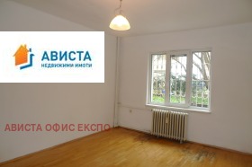 Продава 3-стаен