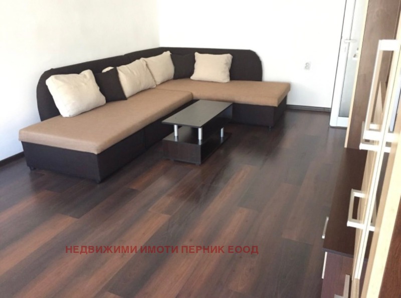 Te koop  1 slaapkamer Pernik , Tsentar , 67 m² | 52644768 - afbeelding [2]