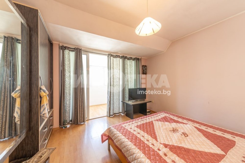 For Sale  2 bedroom Varna , Lyatno kino Trakiya , 70 sq.m | 11220443 - image [2]