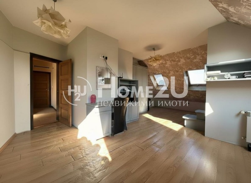 Продава 4-СТАЕН, гр. София, Редута, снимка 2 - Апартаменти - 53510298