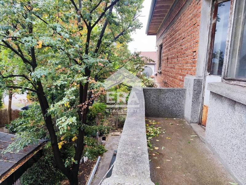 Продава ЕТАЖ ОТ КЪЩА, гр. Ямбол, Каргон, снимка 7 - Етаж от къща - 52374123