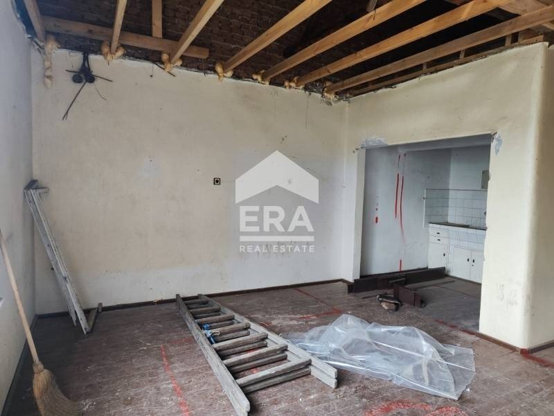 Продава ЕТАЖ ОТ КЪЩА, гр. Ямбол, Каргон, снимка 8 - Етаж от къща - 52374123