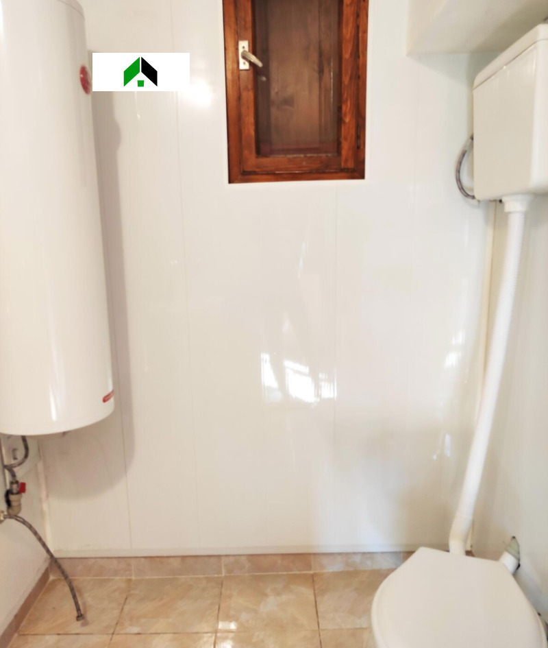 Продава КЪЩА, с. Войвода, област Шумен, снимка 5 - Къщи - 53022383