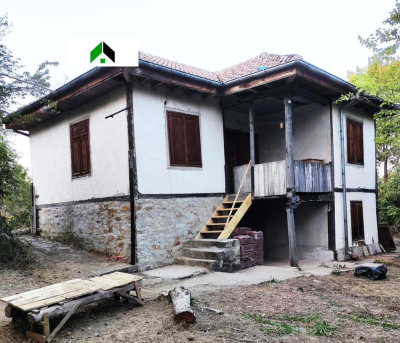 Продава КЪЩА, с. Войвода, област Шумен