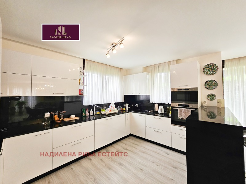 Till salu  Hus Sofia , m-t Detski grad , 245 kvm | 31826112 - bild [7]