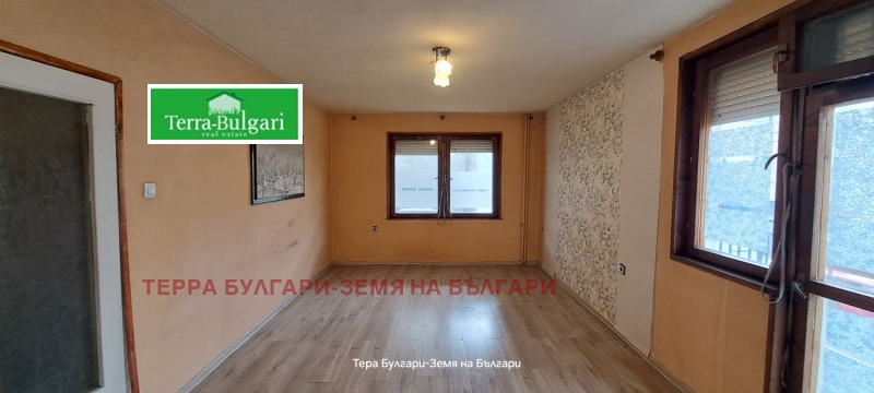 Продава КЪЩА, гр. Перник, Център, снимка 4 - Къщи - 53455187