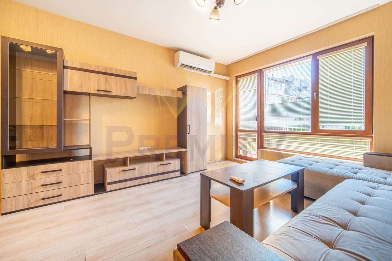 Продава 3-СТАЕН, гр. Варна, Център, снимка 2 - Апартаменти - 55465467
