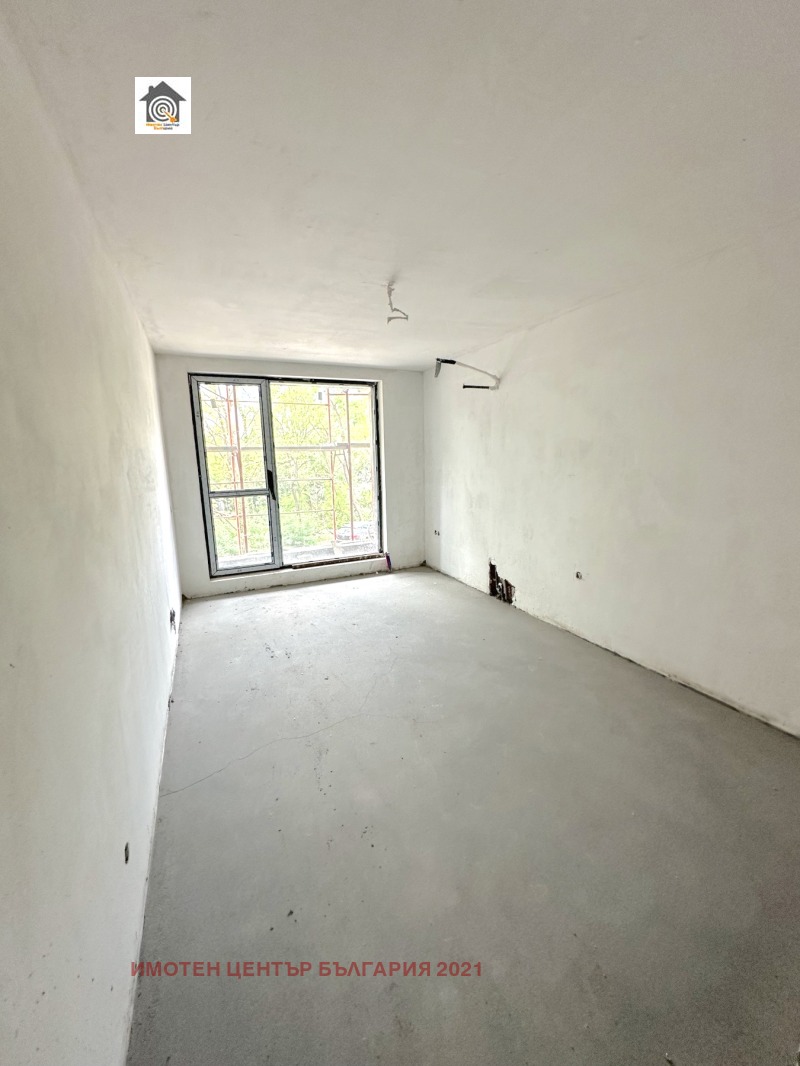 De vânzare  1 dormitor Sofia , Dârvenița , 69 mp | 41706081 - imagine [4]