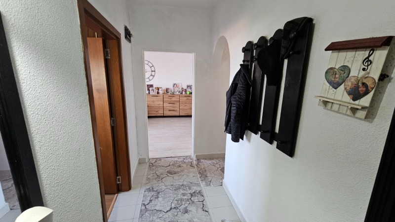 На продаж  2 спальні Разград , Орел , 75 кв.м | 43482509 - зображення [3]
