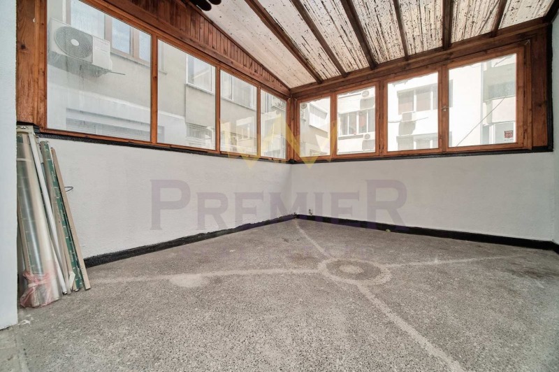 Продава ОФИС, гр. Варна, Лятно кино Тракия, снимка 8 - Офиси - 53020890