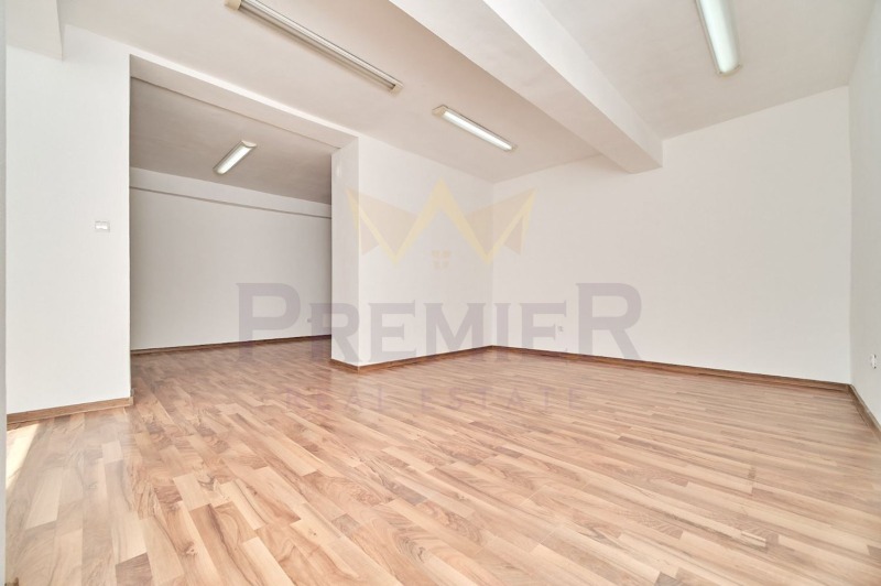 Продава ОФИС, гр. Варна, Лятно кино Тракия, снимка 11 - Офиси - 53020890