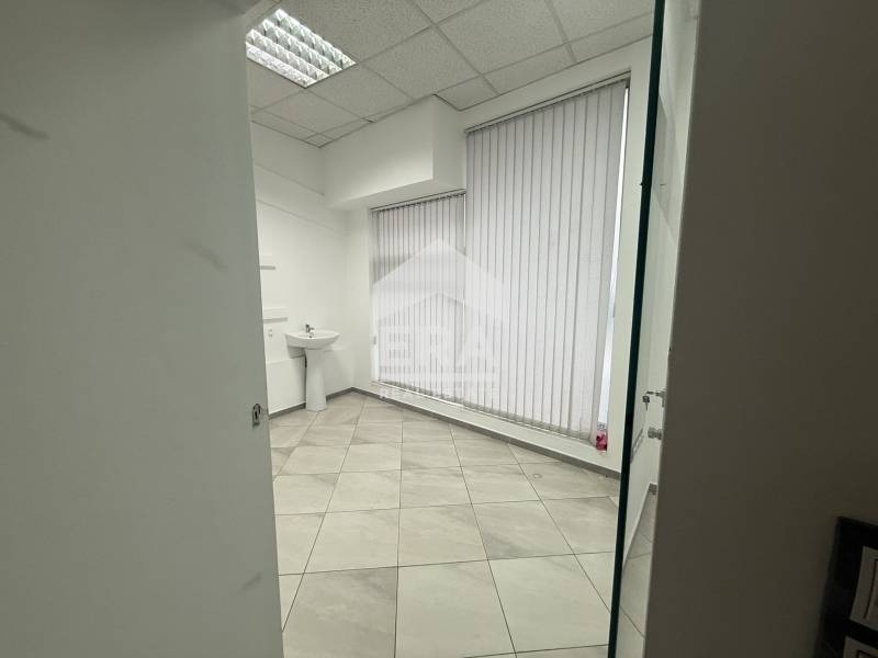 Продава ОФИС, гр. Варна, Лятно кино Тракия, снимка 3 - Офиси - 55318511