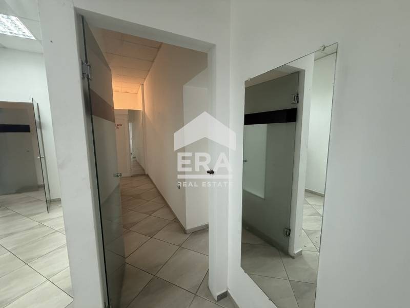 Продава ОФИС, гр. Варна, Лятно кино Тракия, снимка 4 - Офиси - 55318511
