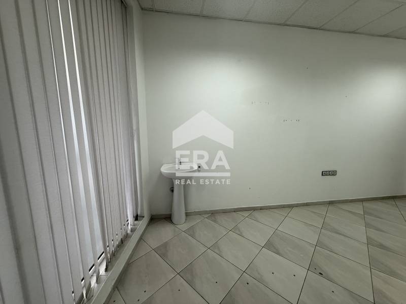 Продава ОФИС, гр. Варна, Лятно кино Тракия, снимка 13 - Офиси - 55318511