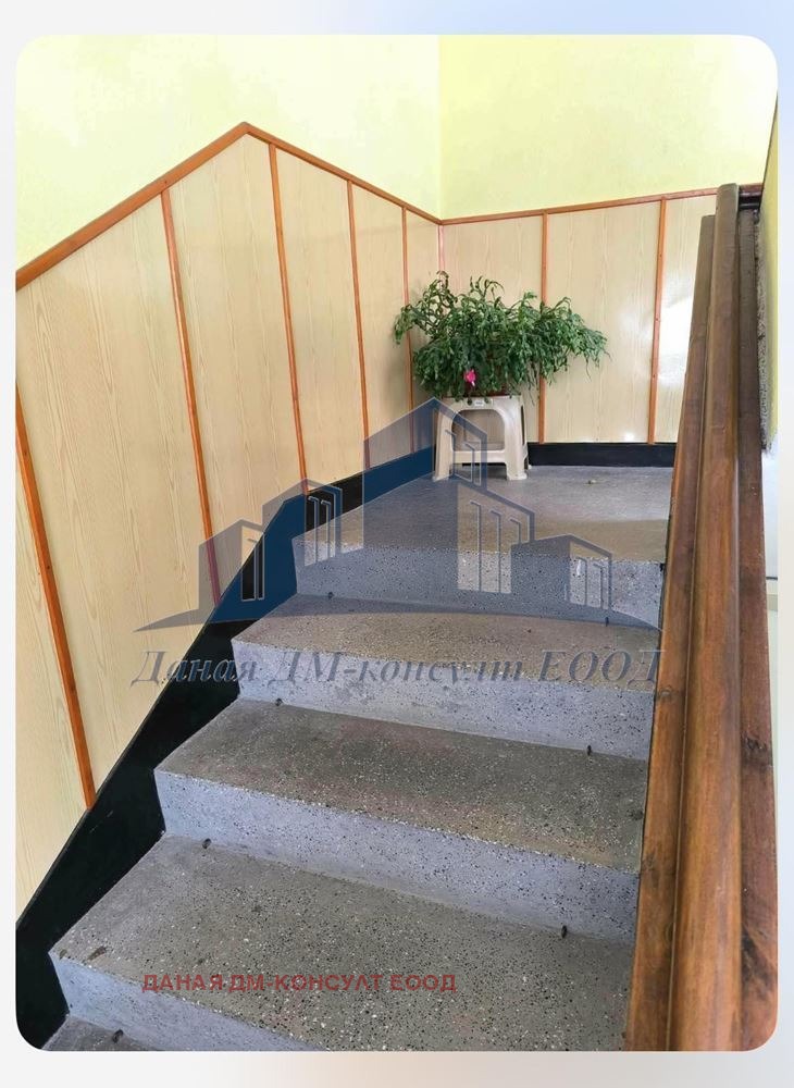 Продава ЕТАЖ ОТ КЪЩА, гр. Нови пазар, област Шумен, снимка 4 - Етаж от къща - 55624497