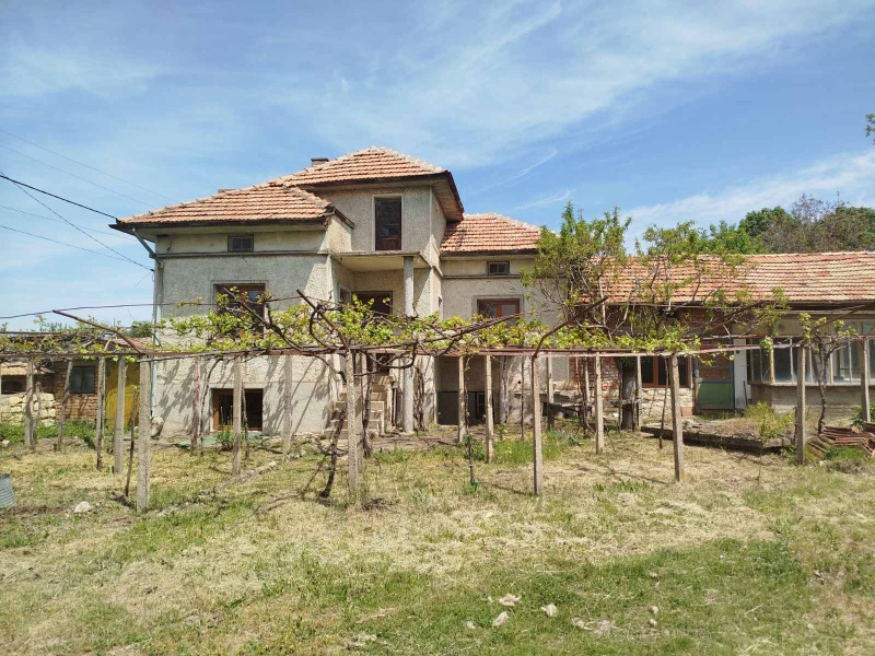 Продава  Къща, област Русе, с. Бистренци • 27 500 EUR • ID 72078679 — holmes.bg - [1] 