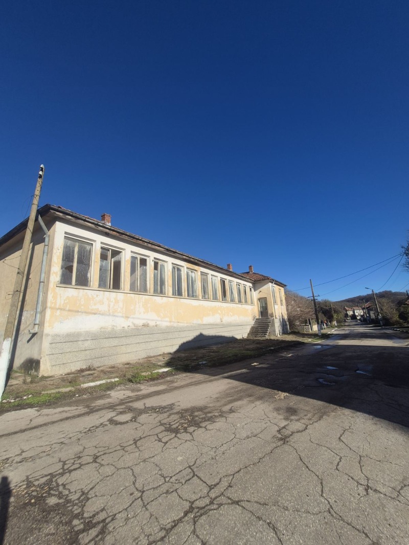 Продава КЪЩА, с. Беглеж, област Плевен, снимка 15 - Къщи - 52533328