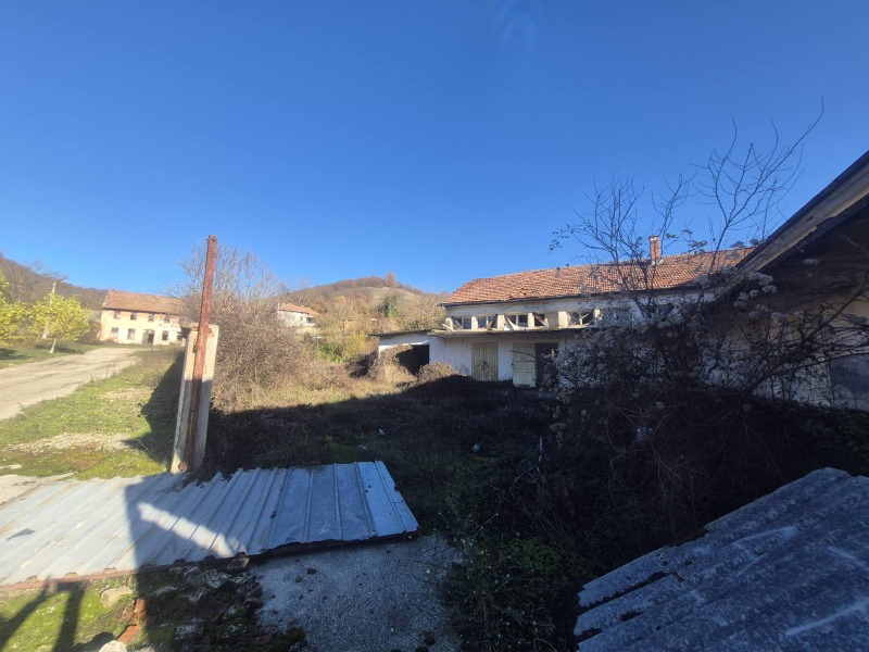 Продава КЪЩА, с. Беглеж, област Плевен, снимка 6 - Къщи - 52533328