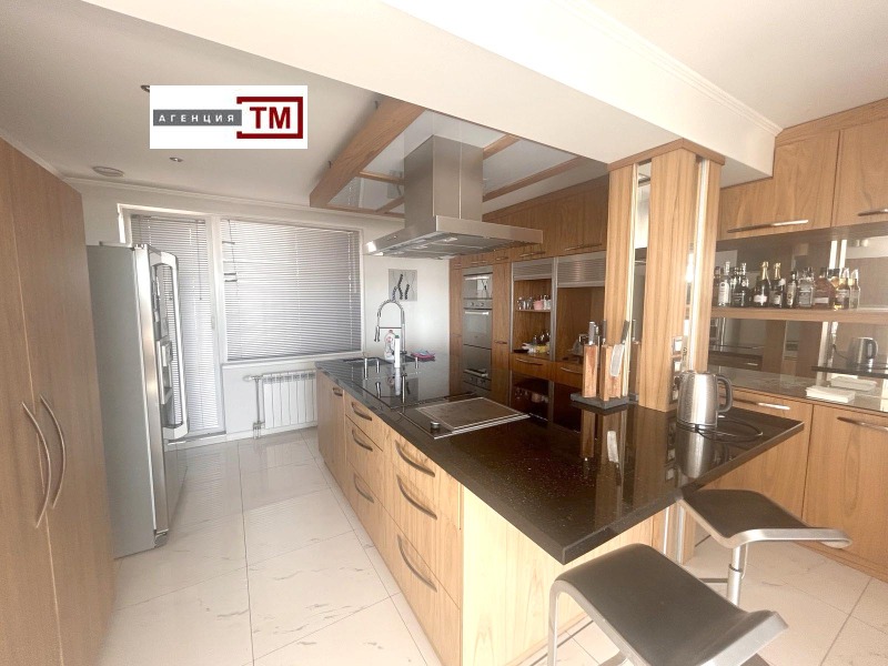 Продава  Многостаен град Стара Загора , Железник - център , 206 кв.м | 85913120 - изображение [4]