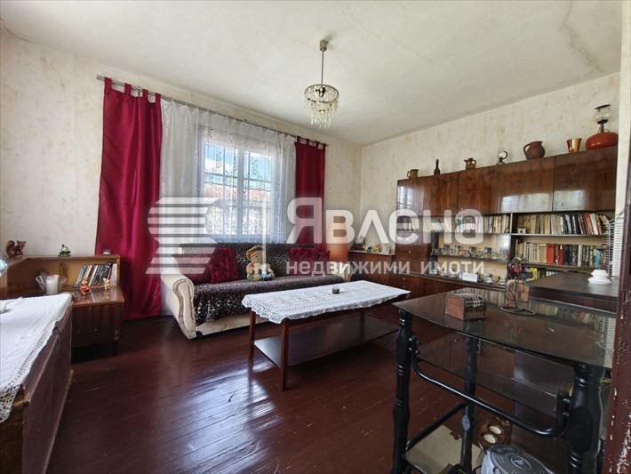 Продава КЪЩА, с. Дъбене, област Пловдив, снимка 13 - Къщи - 53265557