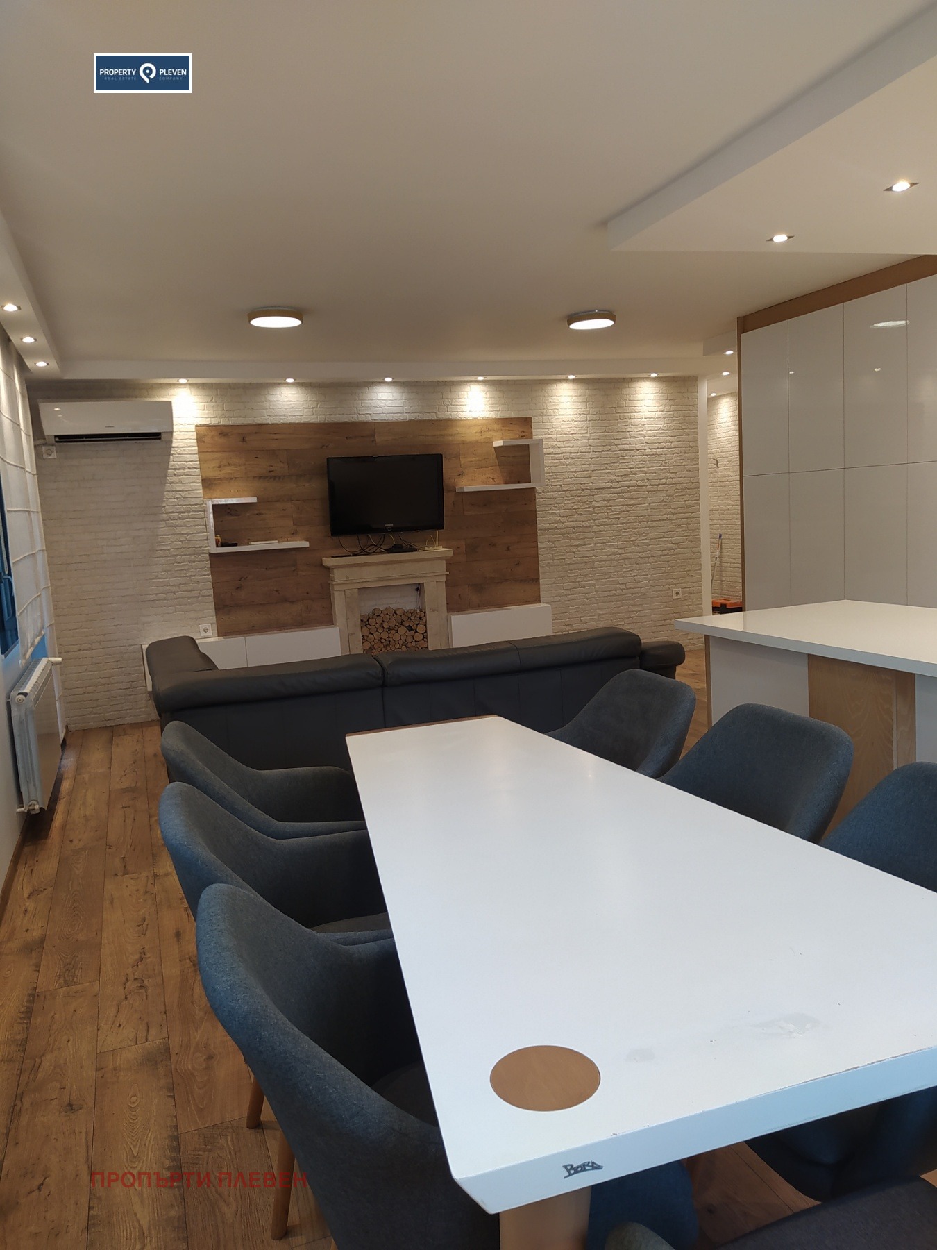 Продава 3-СТАЕН, гр. Плевен, Идеален център, снимка 2 - Апартаменти - 55035926
