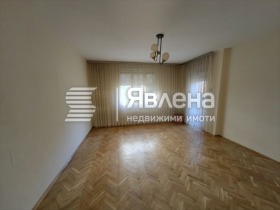 For Sale 3+ bedroom