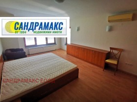 İki Katlı Daire Lozenec, Sofia 12