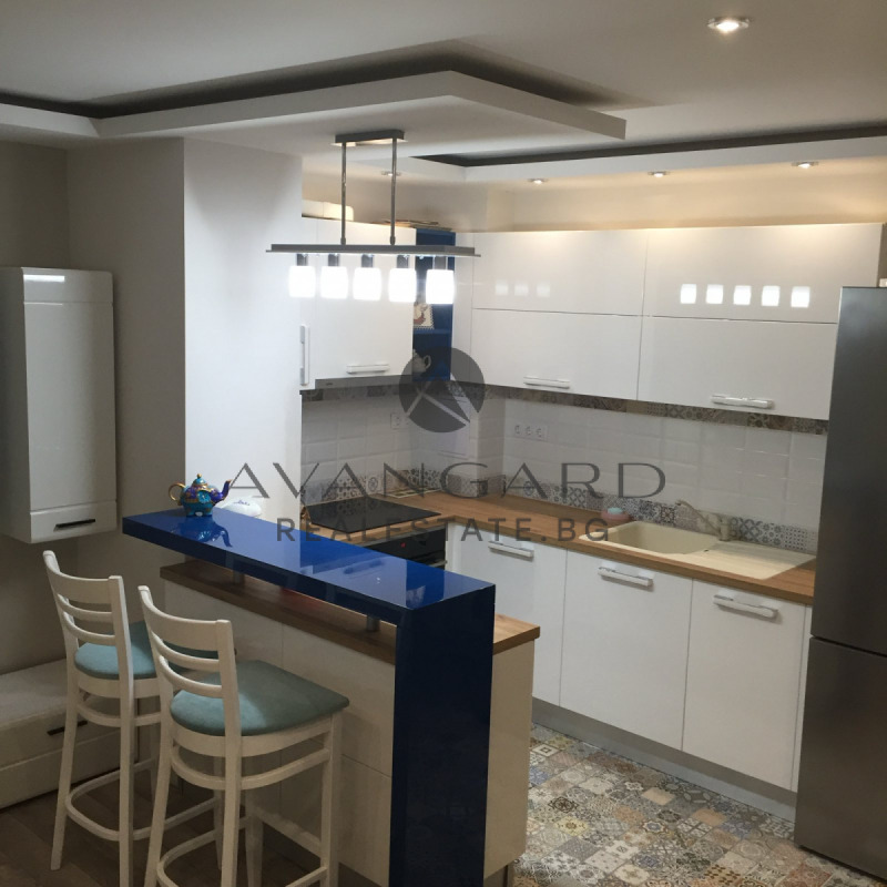 Na sprzedaż  2 sypialnie Plowdiw , Trakija , 104 mkw | 53917588 - obraz [2]